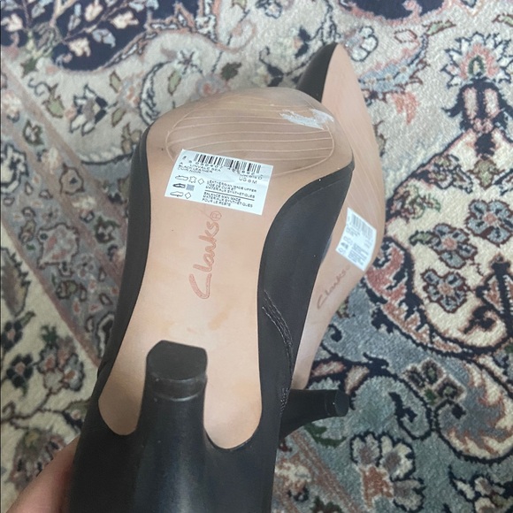 Clarks Linvale Sea Ankle boot Black Leather Kitten Heel size 8 - Picture 9 of 12